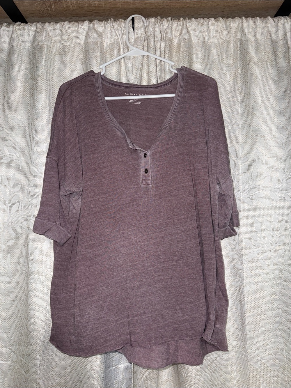 American Eagle Outfitters Mauve Henley Roll-Tab Long Sleeve Top